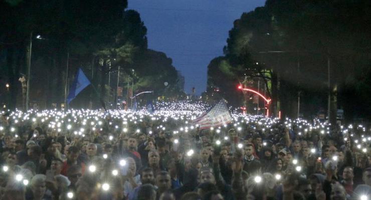 Массовые протесты в Албании: есть пострадавшие