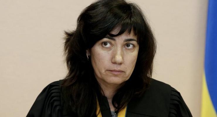 Суд отменил увольнение судьи, освободившей Саакашвили