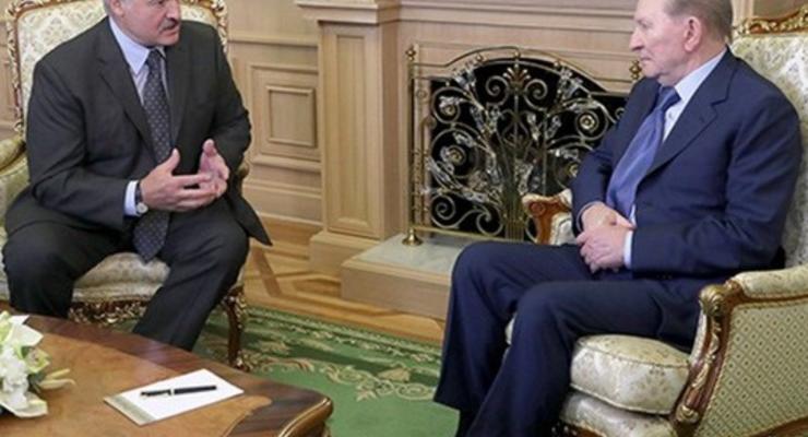 Лукашенко - Кучме: “Политика тебя не отпускает”