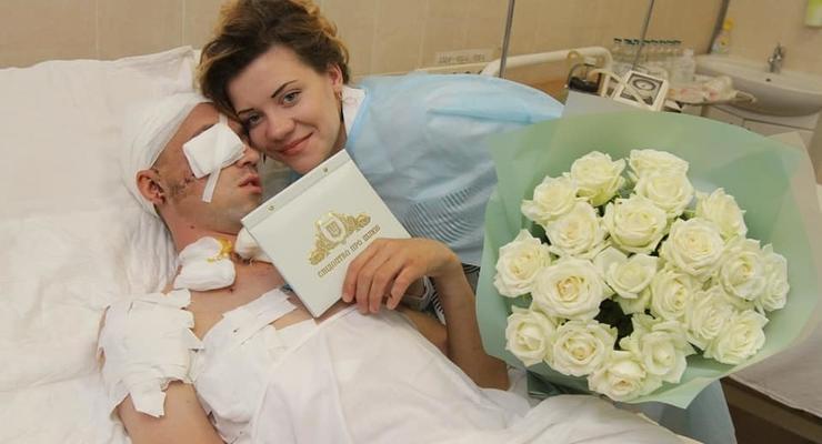 Раненый боец ВСУ вышел из комы и женился прямо в реанимации