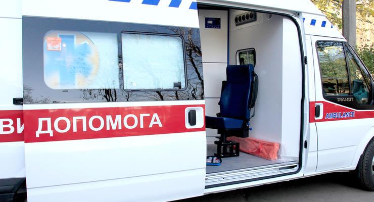 В Харькове 18-летний парень выбросился из окна