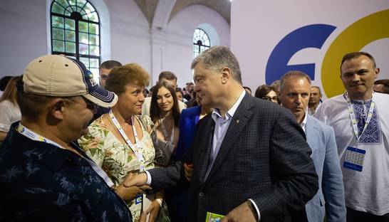 Порошенко уже хочет стать премьер-министром