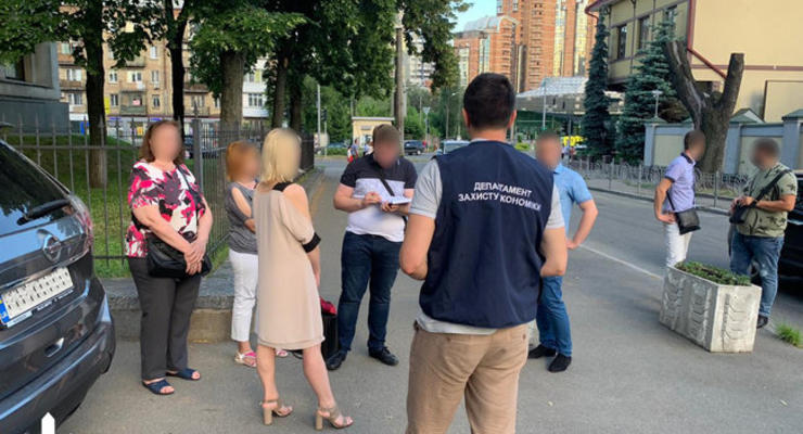 В Киеве на взятке поймали сотрудниц управления ГФС