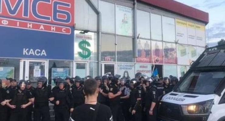 ОБСЕ осудила жестокое избиение оператора на харьковском рынке