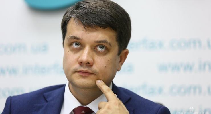 Разумков перейдет на украинский не раньше получения мандата