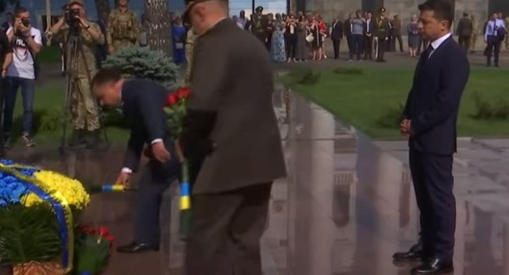 Годовщина Ил-76: Зеленский, Хомчак и Полторак почтили память погибших