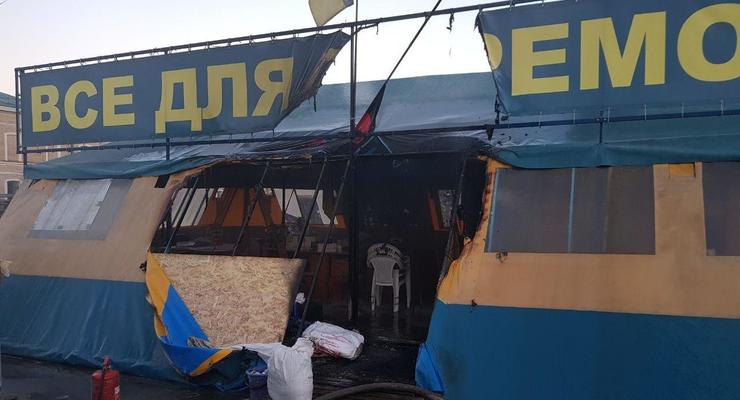 Установлен подозреваемый в поджоге волонтерской палатки в Харькове