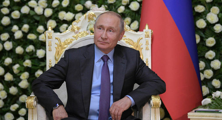Путин "выжидает" в отношениях с Зеленским - Песков