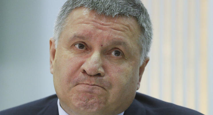 Нет полномочий: Зеленский отреагировал на петицию об отставке Авакова