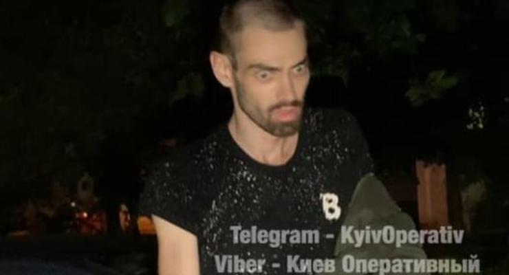 Киевский психиатр с ножом преследовал женщину с ребенком