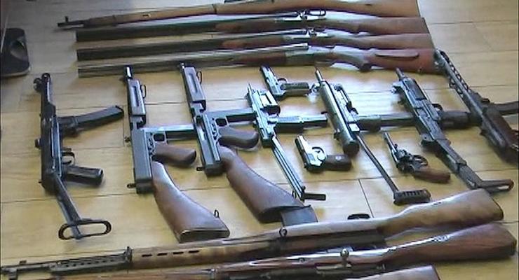 В РФ заявили о ликвидации канала контрабанды оружия из Украины