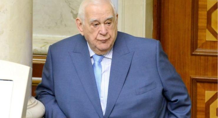 В Раду впервые за 29 лет не будет идти депутат Звягильский