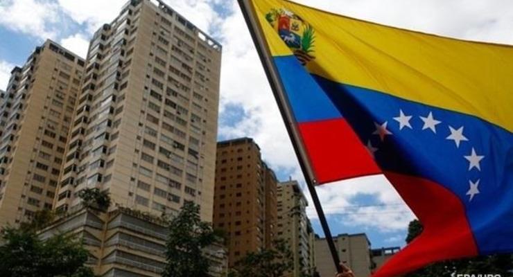 В Венесуэле по подозрению в убийстве офицера задержали чиновников