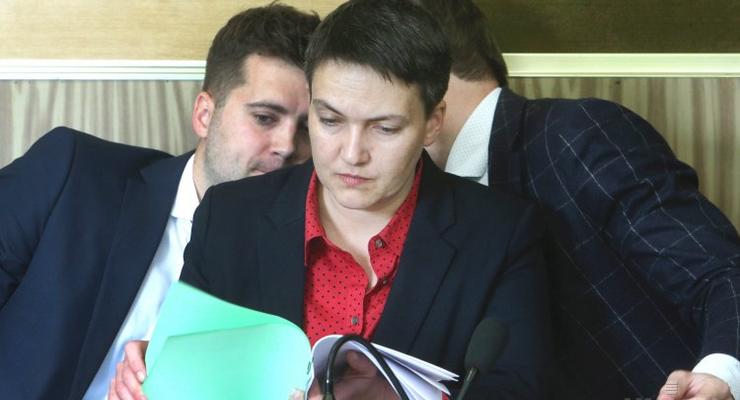 Суд признал уважительной неявку Савченко в суд из-за агитации