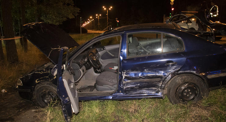 В Киеве столкнулись два авто, погиб пешеход