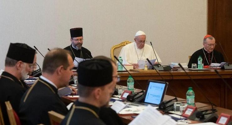 Папа Римский: Украина ранена "гибридным" конфликтом