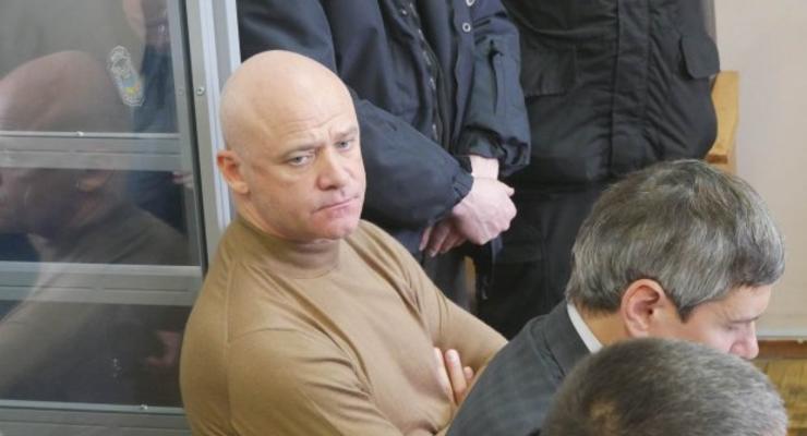 Столкновения в суде над Трухановым: У активиста изъяли топор и пилу