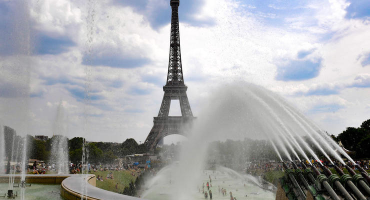 В Париже объявили о чрезвычайной климатической ситуации