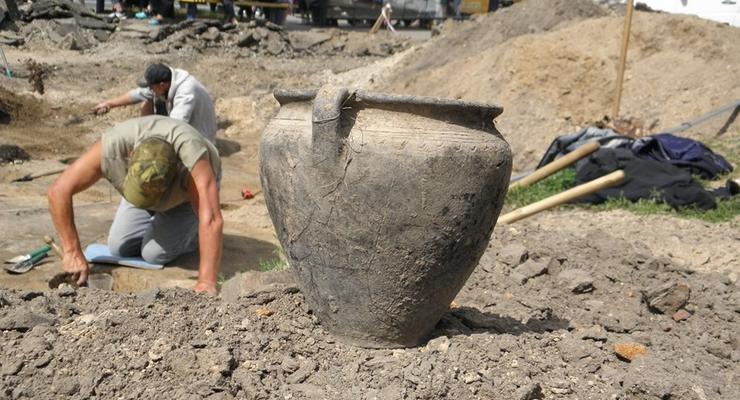 В центре Чернигова нашли древние артефакты