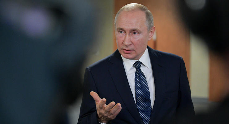 Путин созвал Совбез РФ для обсуждения разговора с Зеленским