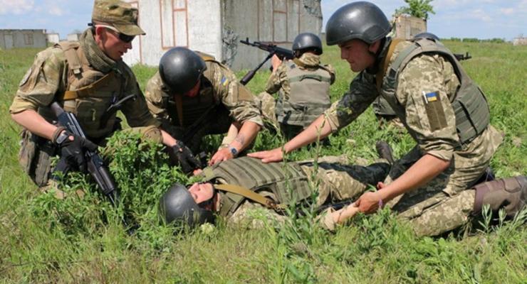 На Донбассе ранены двое военных