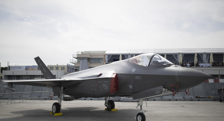 Турция призвала США отказаться от решения по F-35