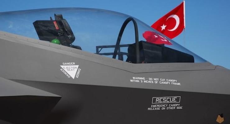 В Турции заявили о росте цены на F-35 после исключения из программы