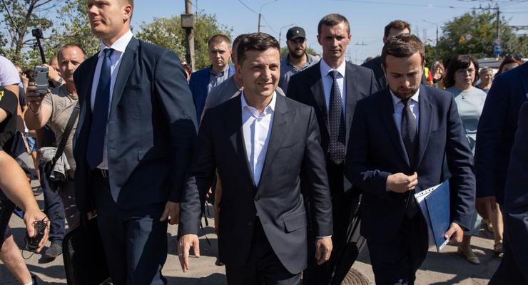 “Хватит с меня штрафов”: Зеленский отдал свой голос на выборах-2019
