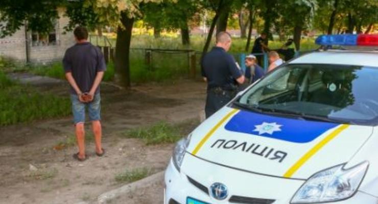 В Киеве мужчину выбросили из окна: Преступники задержаны