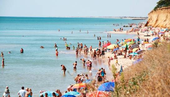 Часть пляжей под Одессой закроют из-за боевых стрельб