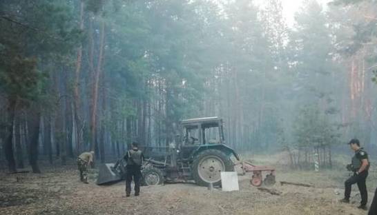 Водитель трактора подорвался на мине возле оккупированного Никишино