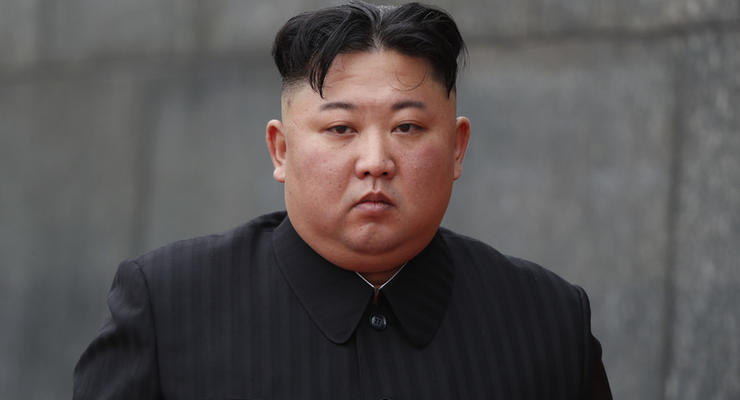 Ким Чен Ын руководил испытаниями новых ракет - СМИ