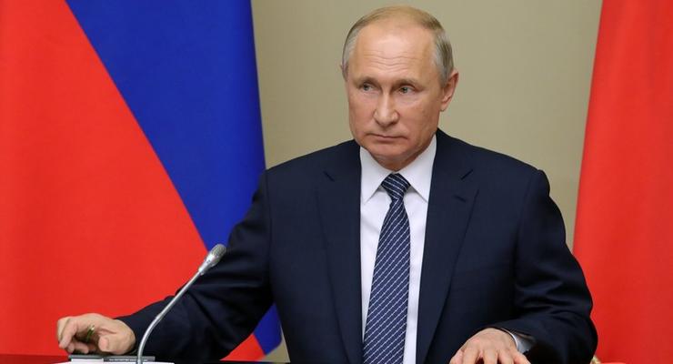 В Кремле раскрыли детали разговора Путина и Зеленского