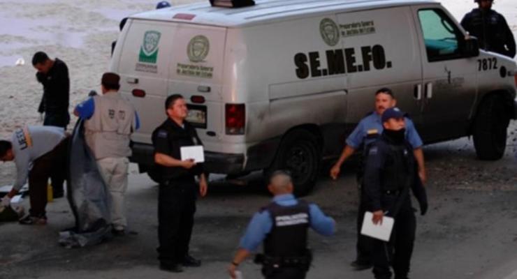 В Мексике наркокартель на мосту повесил и расстрелял 19 человек
