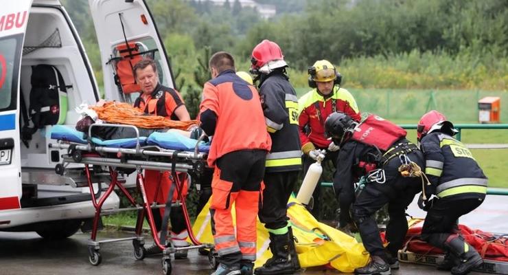 В Польше молния убила четырех туристов