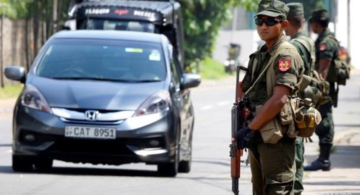 На Шри-Ланке отменили режим ЧП, введенный после терактов
