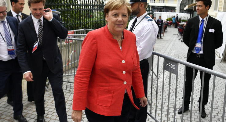 Меркель анонсировала нормандскую встречу в Париже