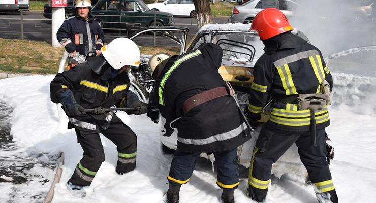 В Николаеве потушили пожар на автовокзале