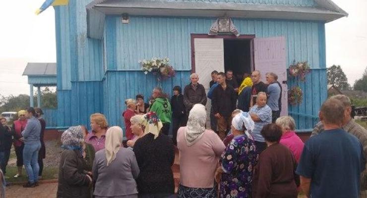 В Ровенской области из-за храма произошла массовая драка, 11 пострадавших