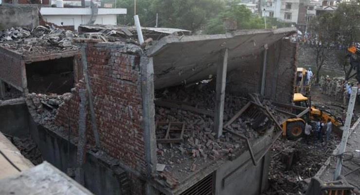 Взрыв на заводе в Индии: 22 погибших