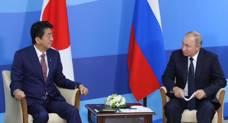 Япония предложила России заключить мирный договор
