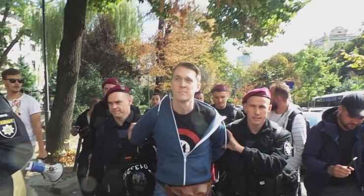Задержаны двое участников митингов под Нацсоветом