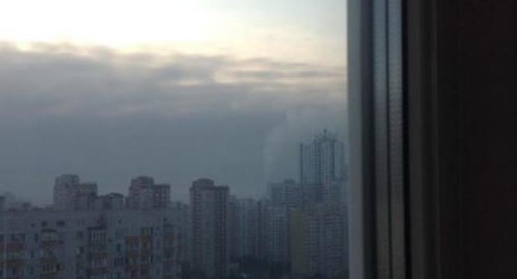 Левый берег Киева затянуло дымом: Оказалось - горит торф
