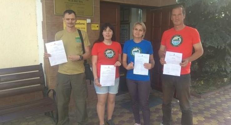 "Позор!": Киевский суд решил взыскать с защитников озера Утиного 200 тис. гривен