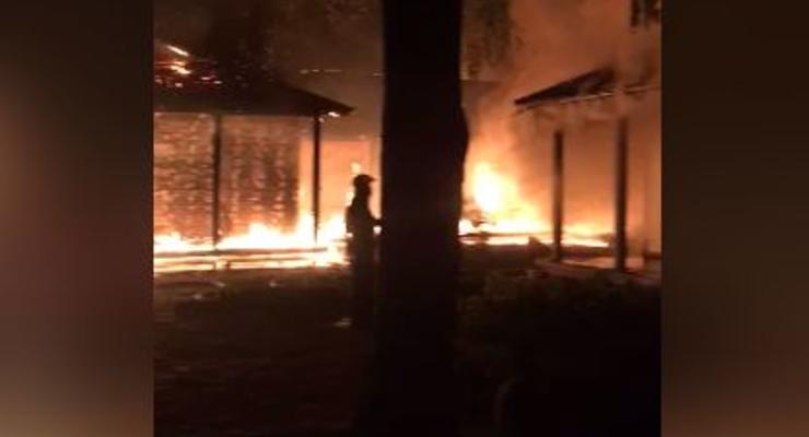 Дом Гонтаревой под Киевом подожгли со всех сторон - ГСЧС