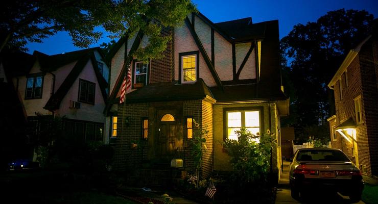 В Нью-Йорке продают дом, в котором Трамп провел детство