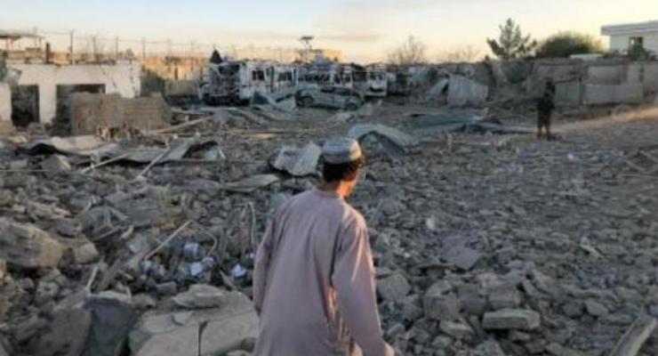 В Афганистане при взрыве погибли 20 человек