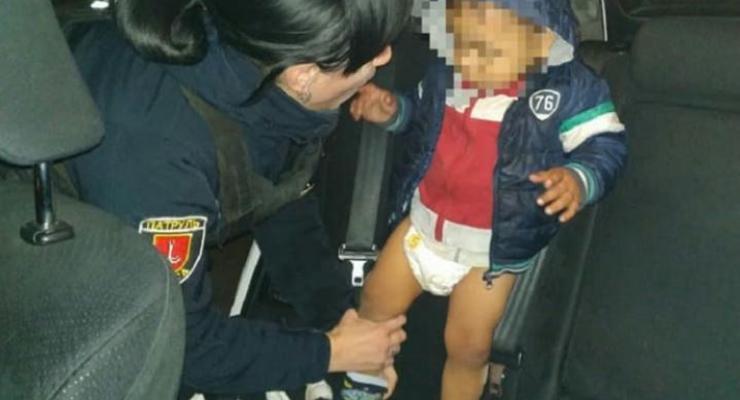 Ночью в Одессе нашли брошенного ребенка в коляске