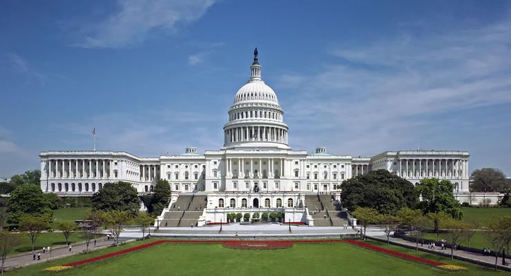Сенат США расследует задержку военной помощи для Украины