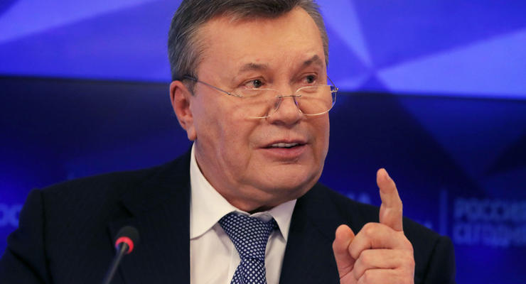 Суд вызвал Януковича на заседание в понедельник